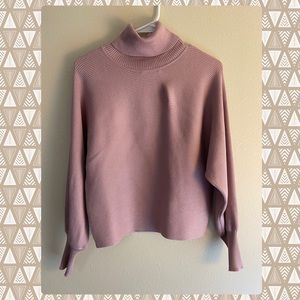 Puff sleeve pink turtleneck sweater | Medium